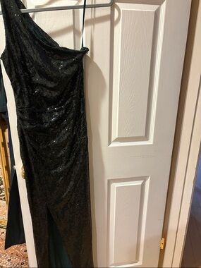 Lauren Ralph Lauren Black Sequin One-Shoulder Maxi Dress